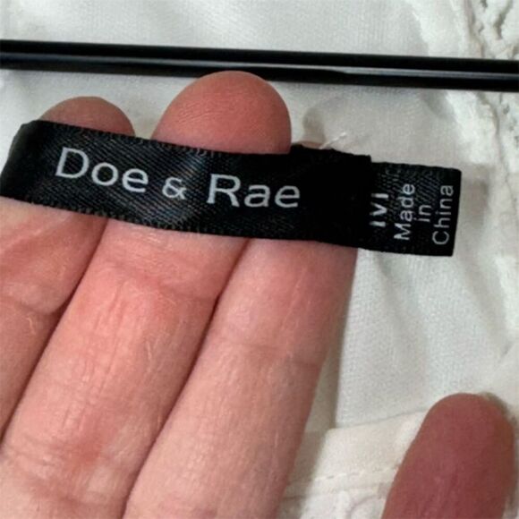 Doe & Rae White Eyelet Lace Peplum Tank Top M Cotton Boho Cottagecore Summer - Picture 7 of 10